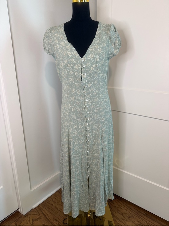 in loom Dresses & Skirts - In Loom - Button Front Sage Floral Midi Dress